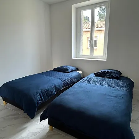 T3, Wi-fi ,climatise 2eme Etage Et Dernier Etage
